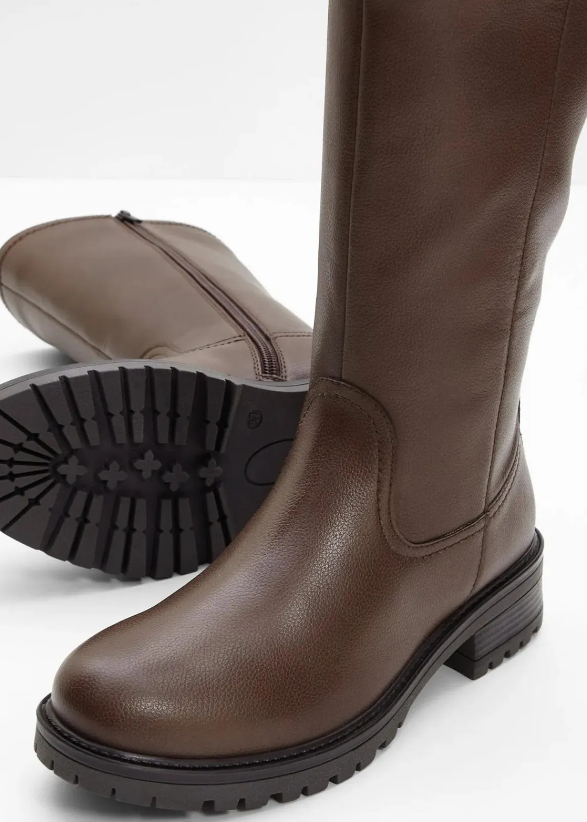 bonprix Stiefel|Gefütterte Winterschuhe^Stiefel dunkelbraun