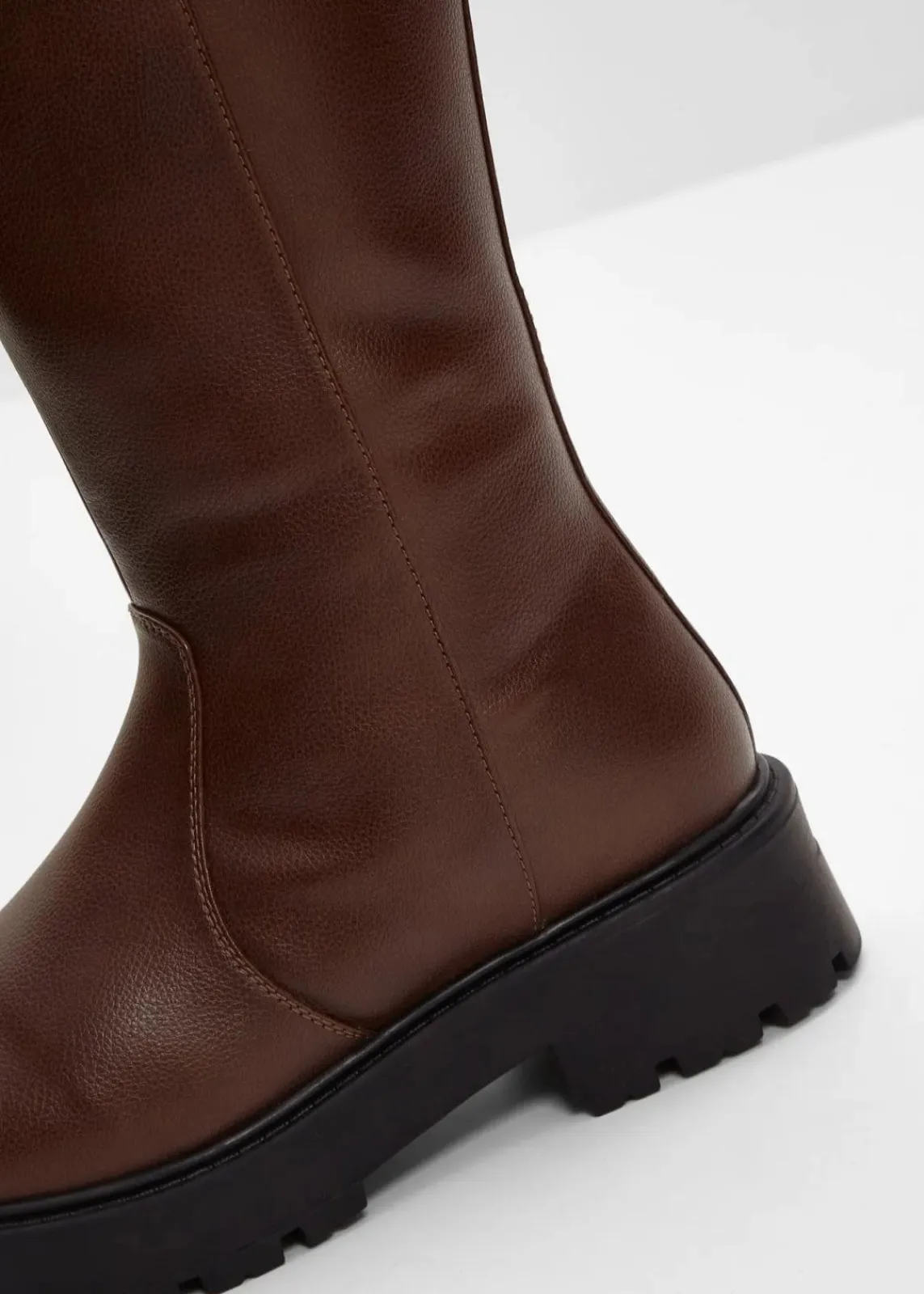 bonprix Gefütterte Winterschuhe|Stiefel^Stiefel dunkelbraun