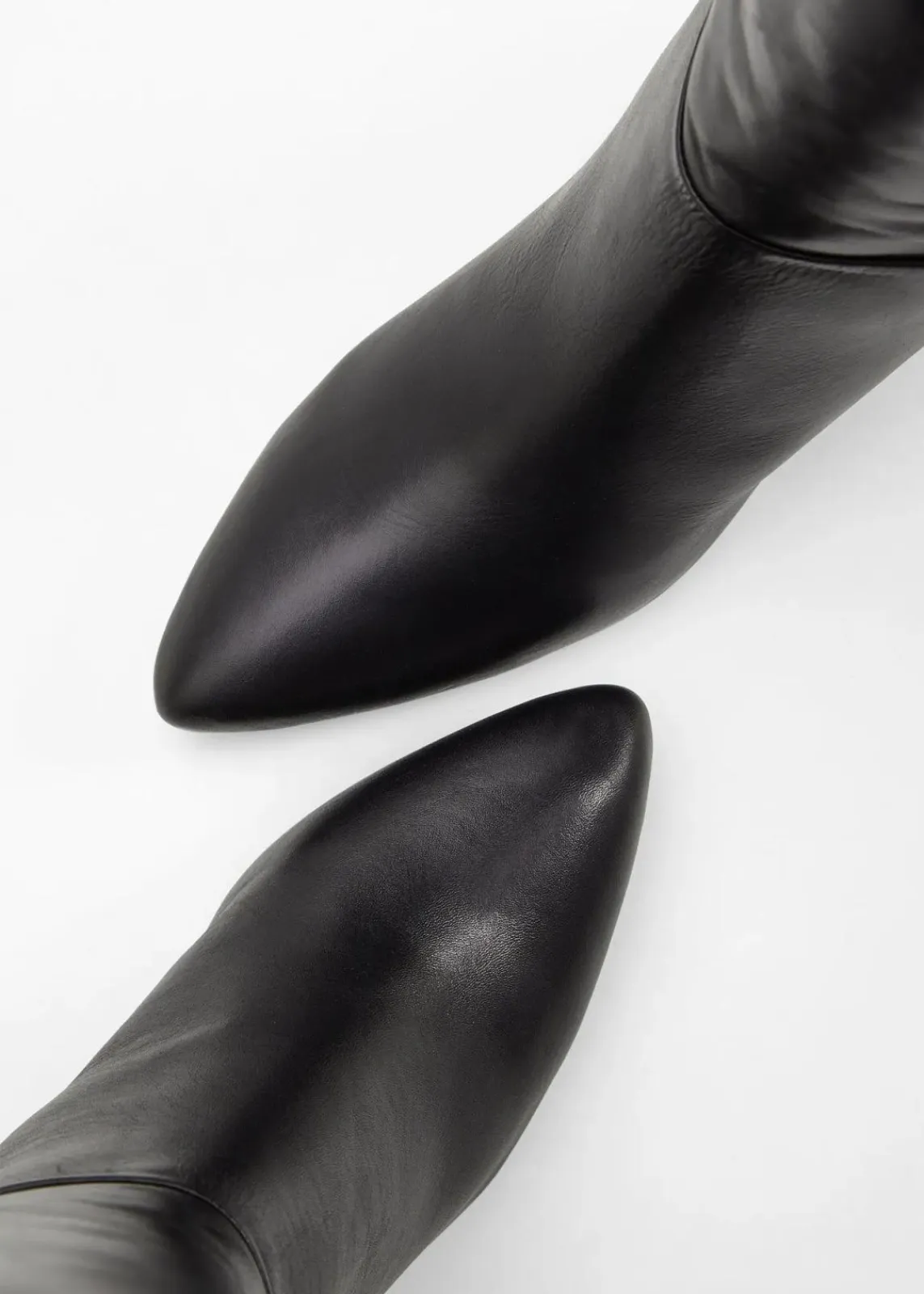 bonprix Stiefel|Nachhaltigere Materialien^Stiefel aus Leder schwarz