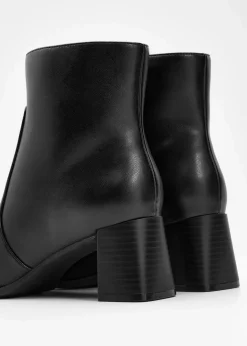 bonprix Stiefeletten^Stiefeletten mit Blockabsatz schwarz