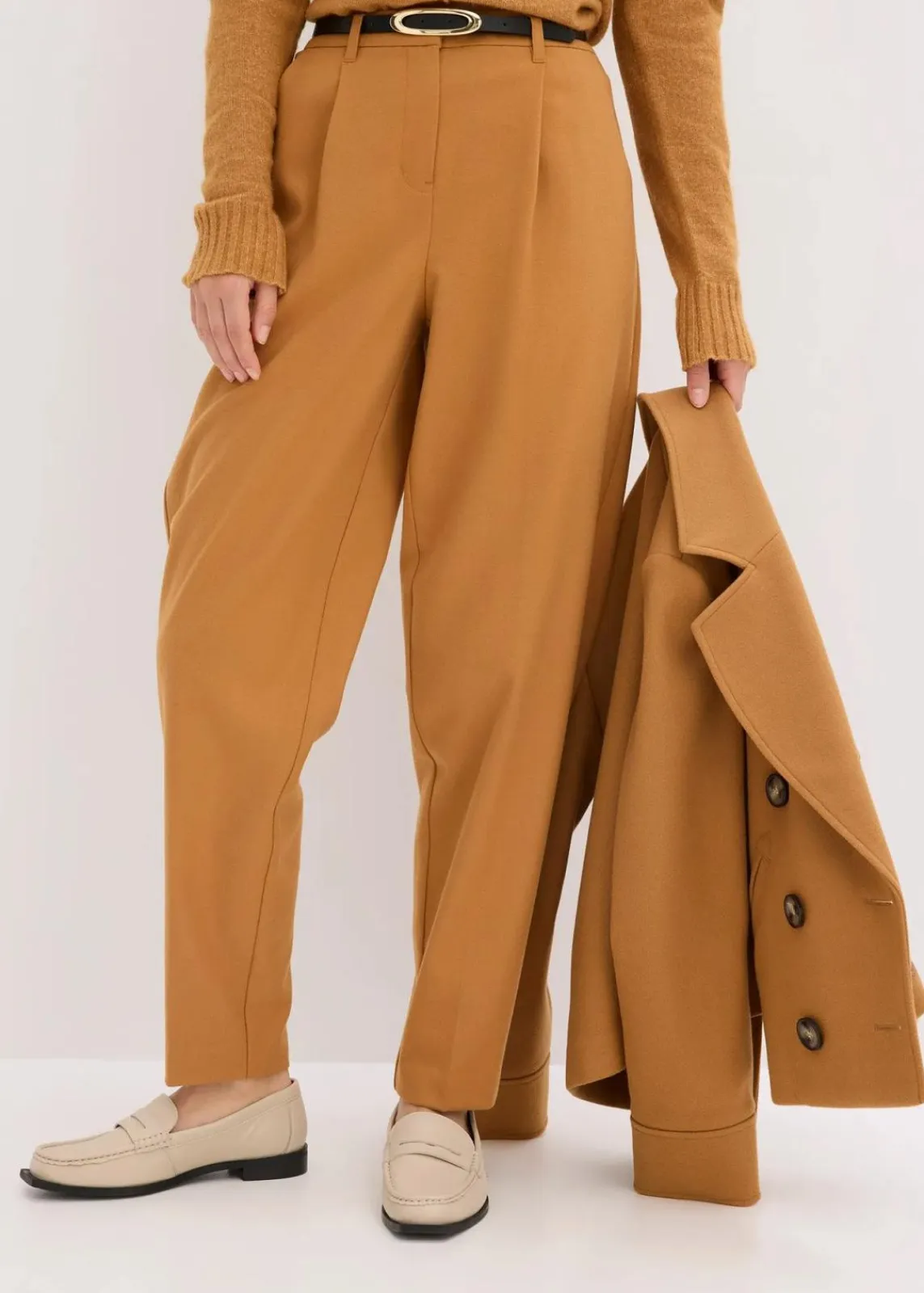 bonprix Hosen|Bekleidung·Kleider^Stoffhose im Barrelfit haselnuss