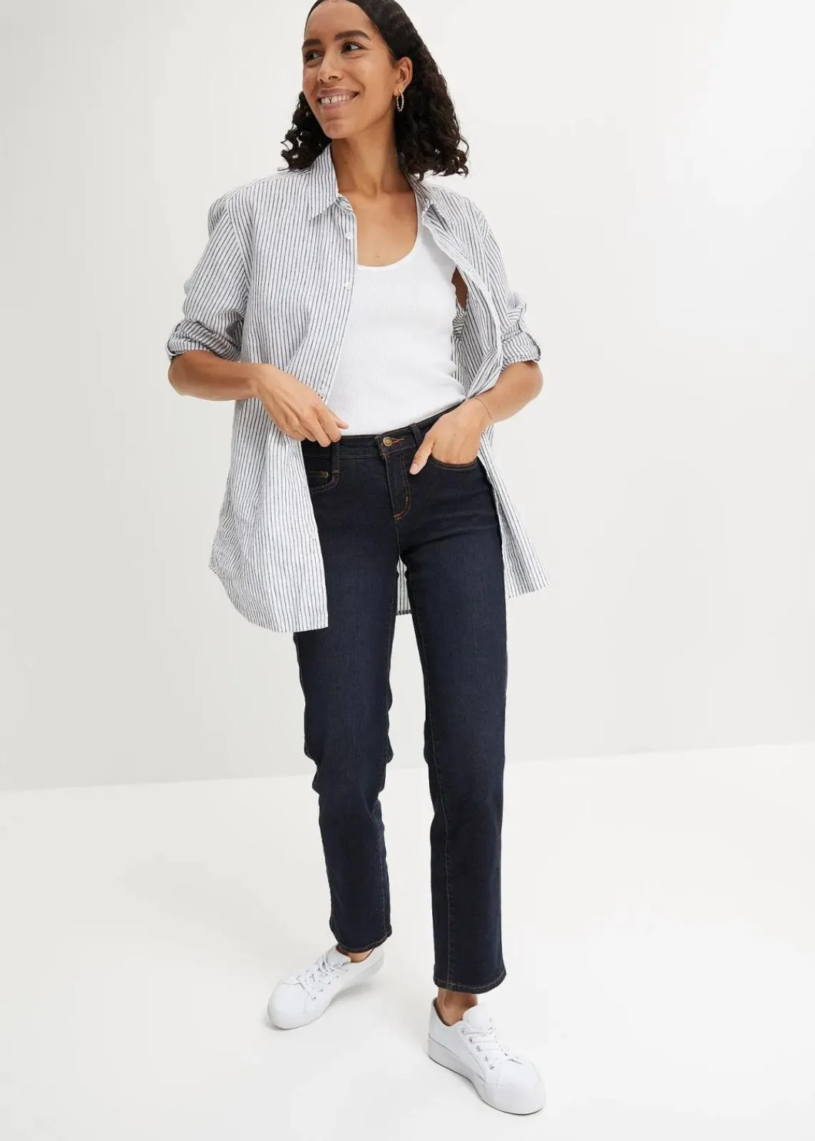 bonprix Kurzgrößen|Bekleidung·Shirts & Tops^Straight Jeans Mid Waist, Stretch dunkelblau used