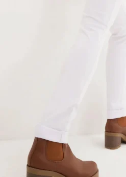 bonprix Jeans|Kurzgrößen^Straight Jeans Mid Waist, Stretch weiß
