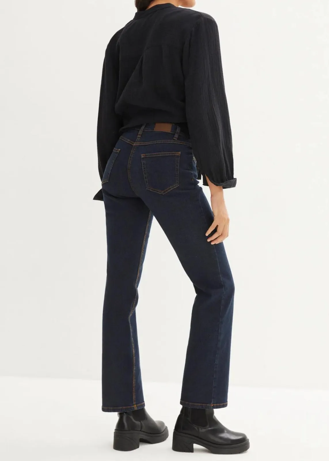 bonprix Kurzgrößen|Bekleidung·Shirts & Tops^Straight Jeans Mid Waist, Stretch dunkelblau