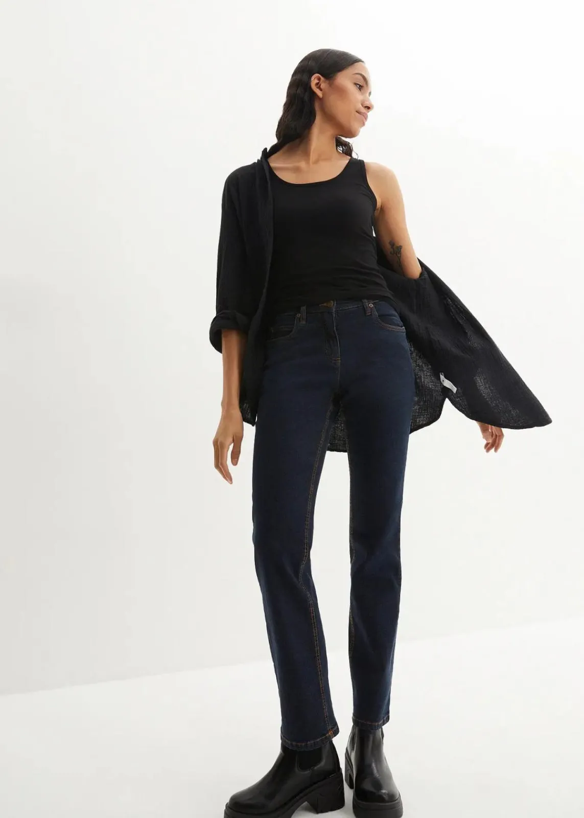 bonprix Kurzgrößen|Bekleidung·Shirts & Tops^Straight Jeans Mid Waist, Stretch dunkelblau