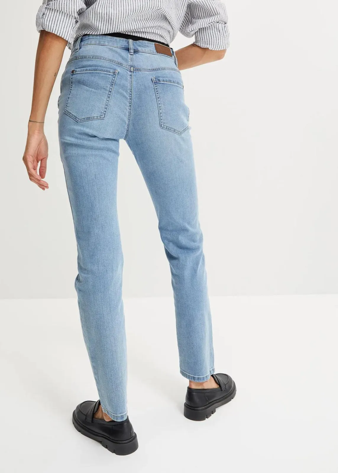 bonprix Bekleidung·Shirts & Tops|Jeans^Straight Jeans Mid Waist, Stretch hellblau used