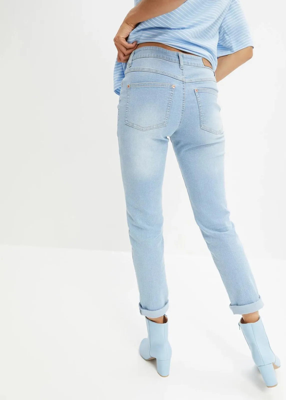bonprix Kurzgrößen|Bekleidung·Shirts & Tops^Straight Jeans Mid Waist, Stretch eisblau denim used