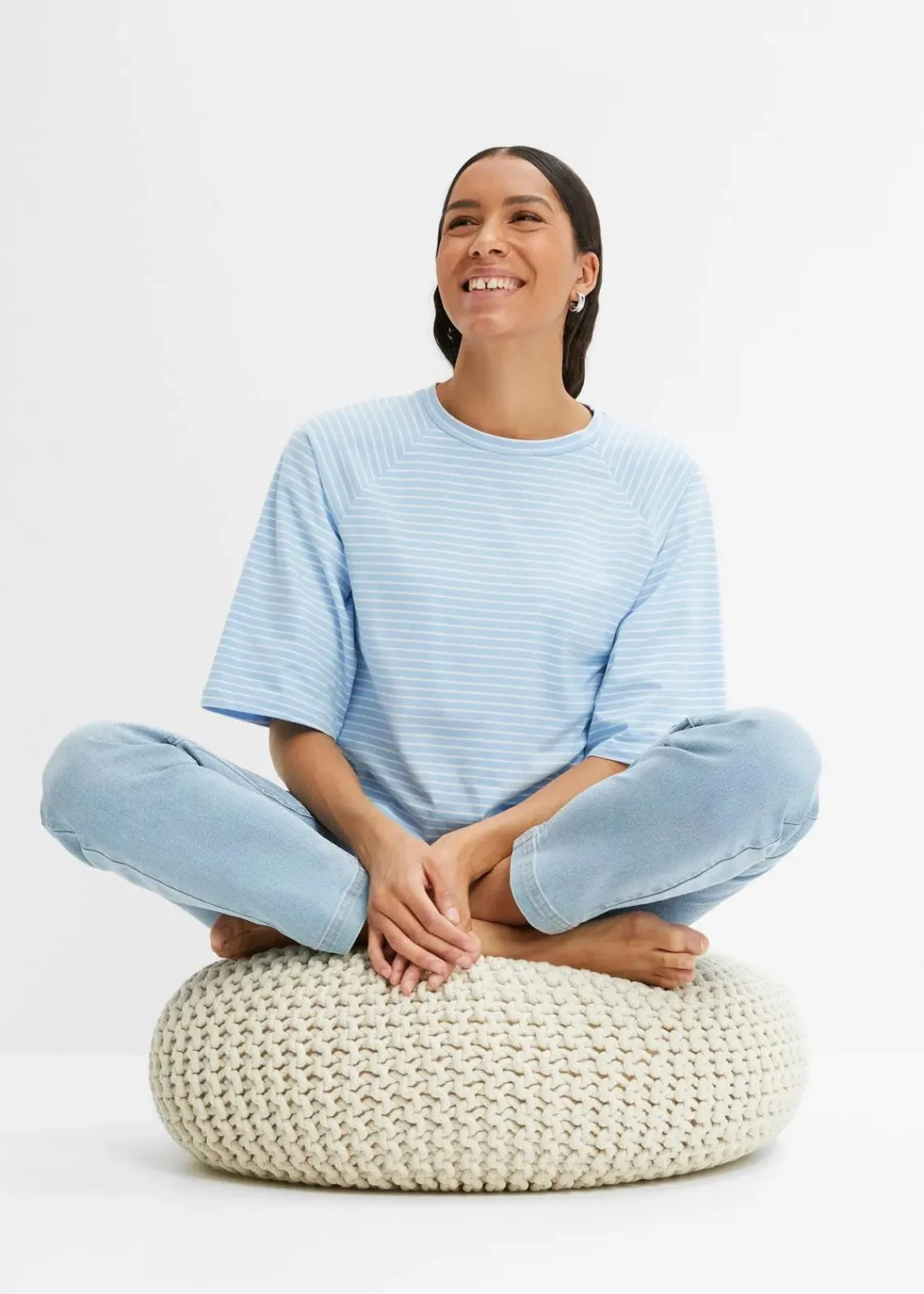 bonprix Kurzgrößen|Bekleidung·Shirts & Tops^Straight Jeans Mid Waist, Stretch eisblau denim used