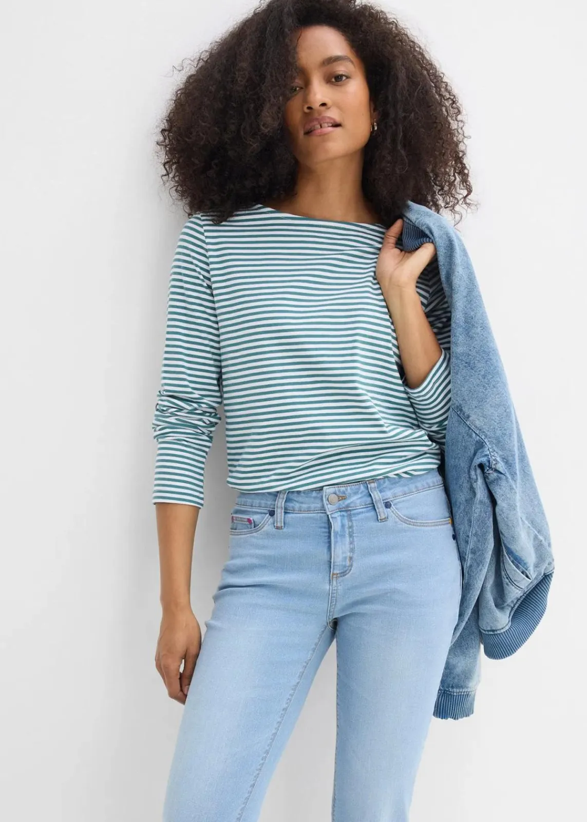bonprix Jeans|Kurzgrößen^Straight Jeans Mid Waist, Stretch hellblau denim used