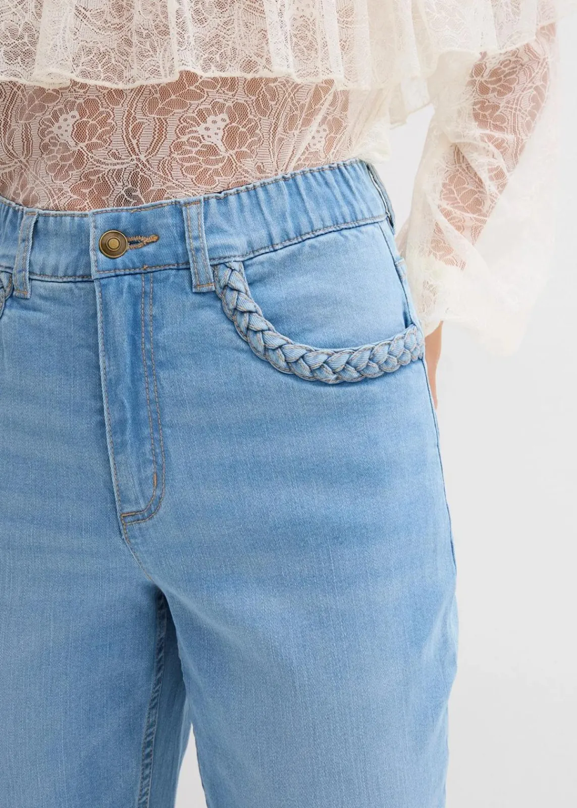 bonprix Jeans|Bekleidung·Shirts & Tops^Straight-Jeans High Waist mit Taschendetails hellblau denim used
