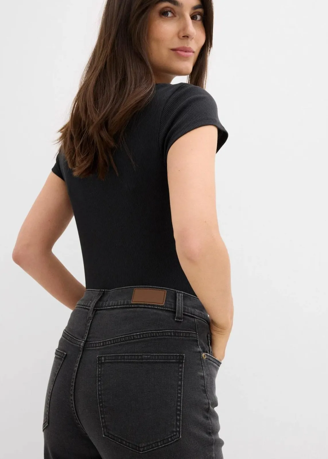 bonprix Jeans|Bekleidung·Shirts & Tops^Straight-Jeans High Waist cropped dunkelgrau denim used