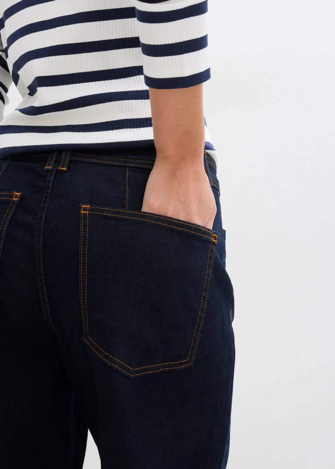 bonprix Jeans|Bekleidung·Shirts & Tops^Straight-Jeans Mid Waist tiefblau denim ungewaschen