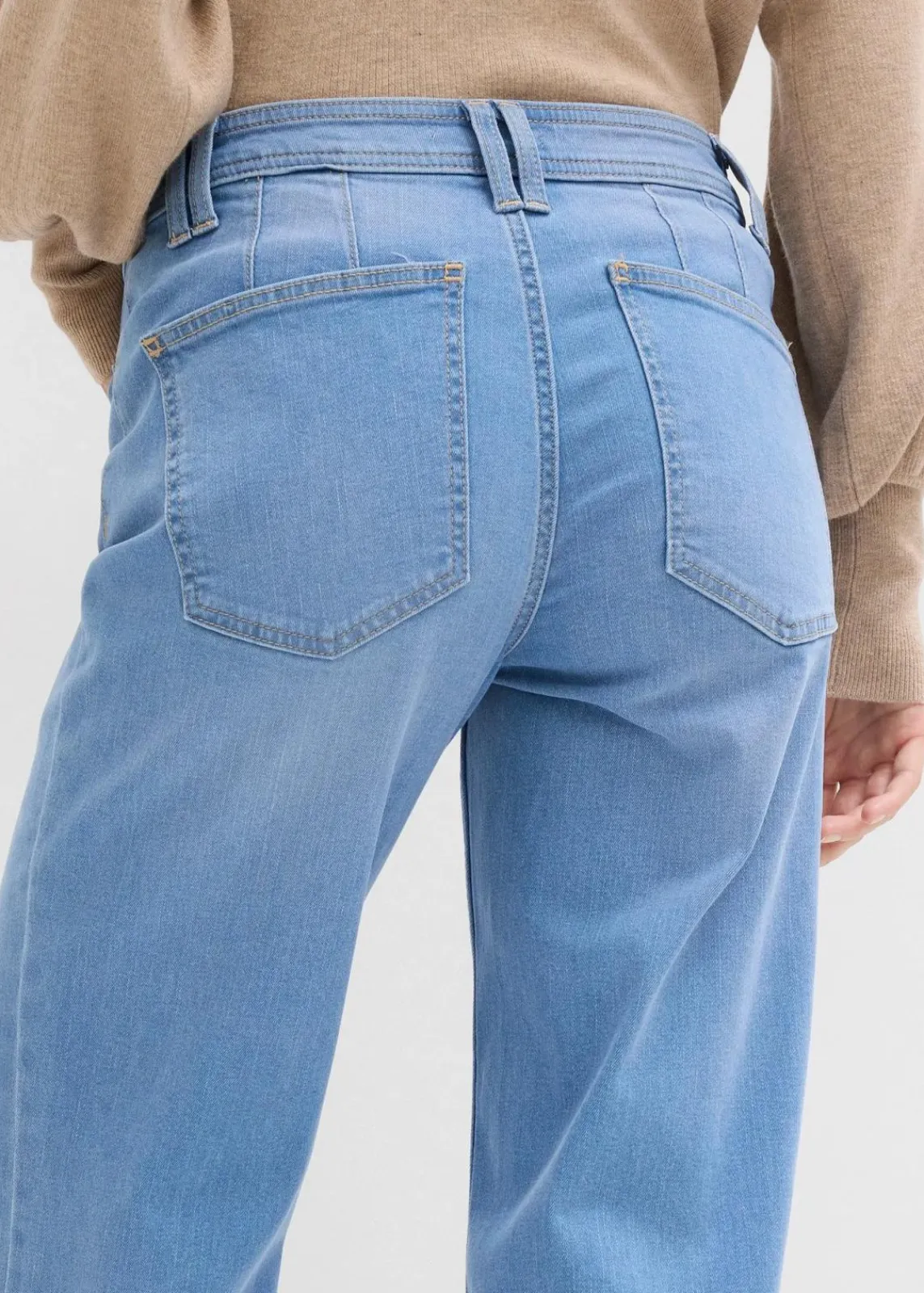 bonprix Bekleidung·Shirts & Tops|Jeans^Straight-Jeans Mid Waist hellblau denim used