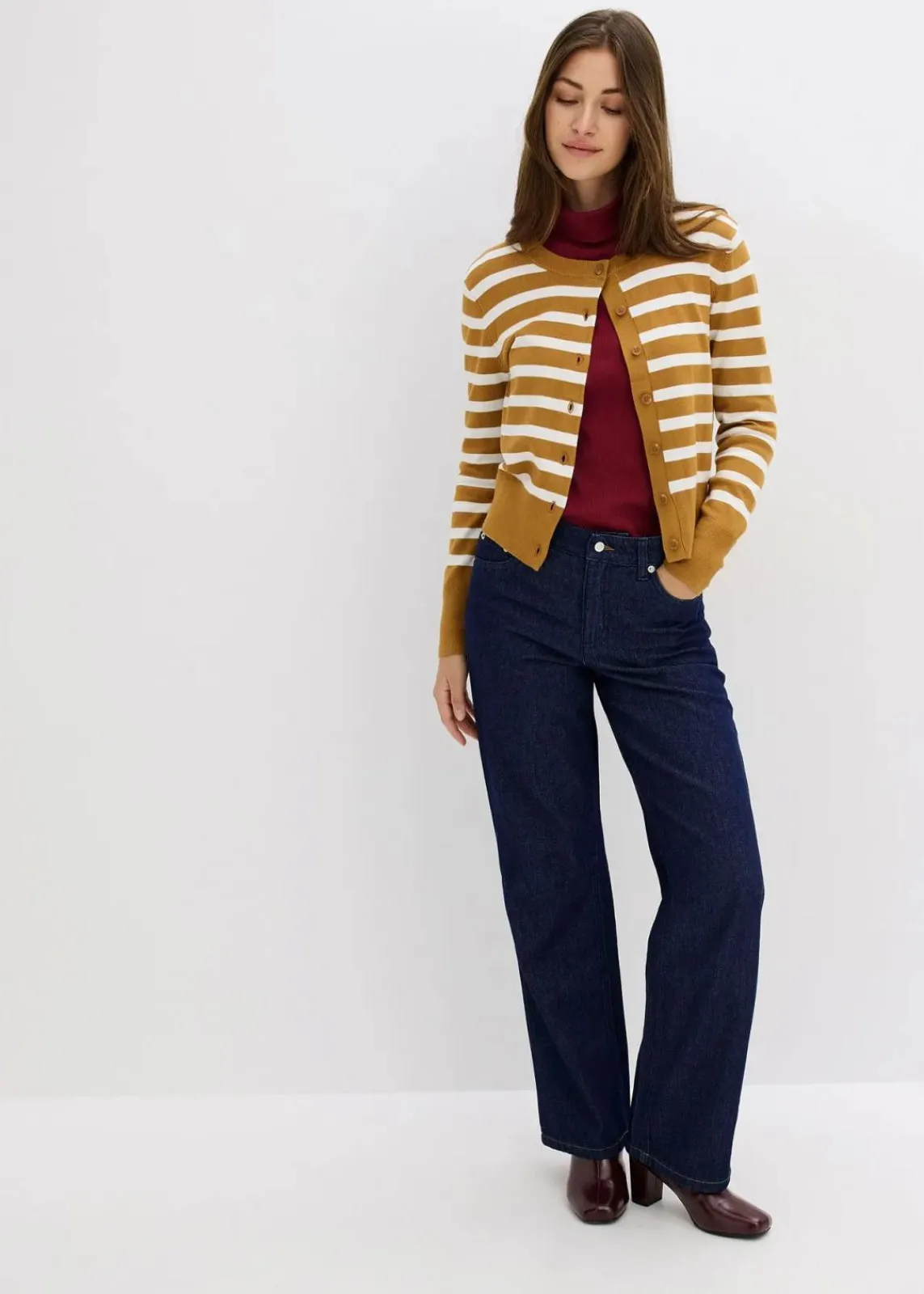 bonprix Bekleidung·Shirts & Tops|Jeans^Straight-Jeans Mid Waist tiefblau denim ungewaschen