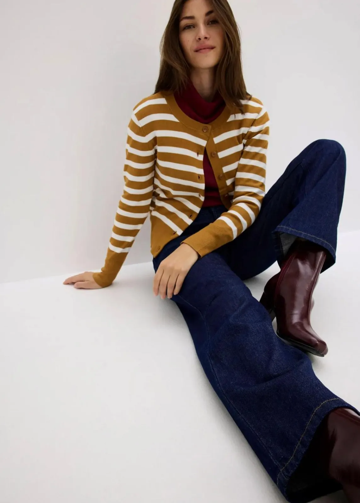 bonprix Bekleidung·Shirts & Tops|Jeans^Straight-Jeans Mid Waist tiefblau denim ungewaschen