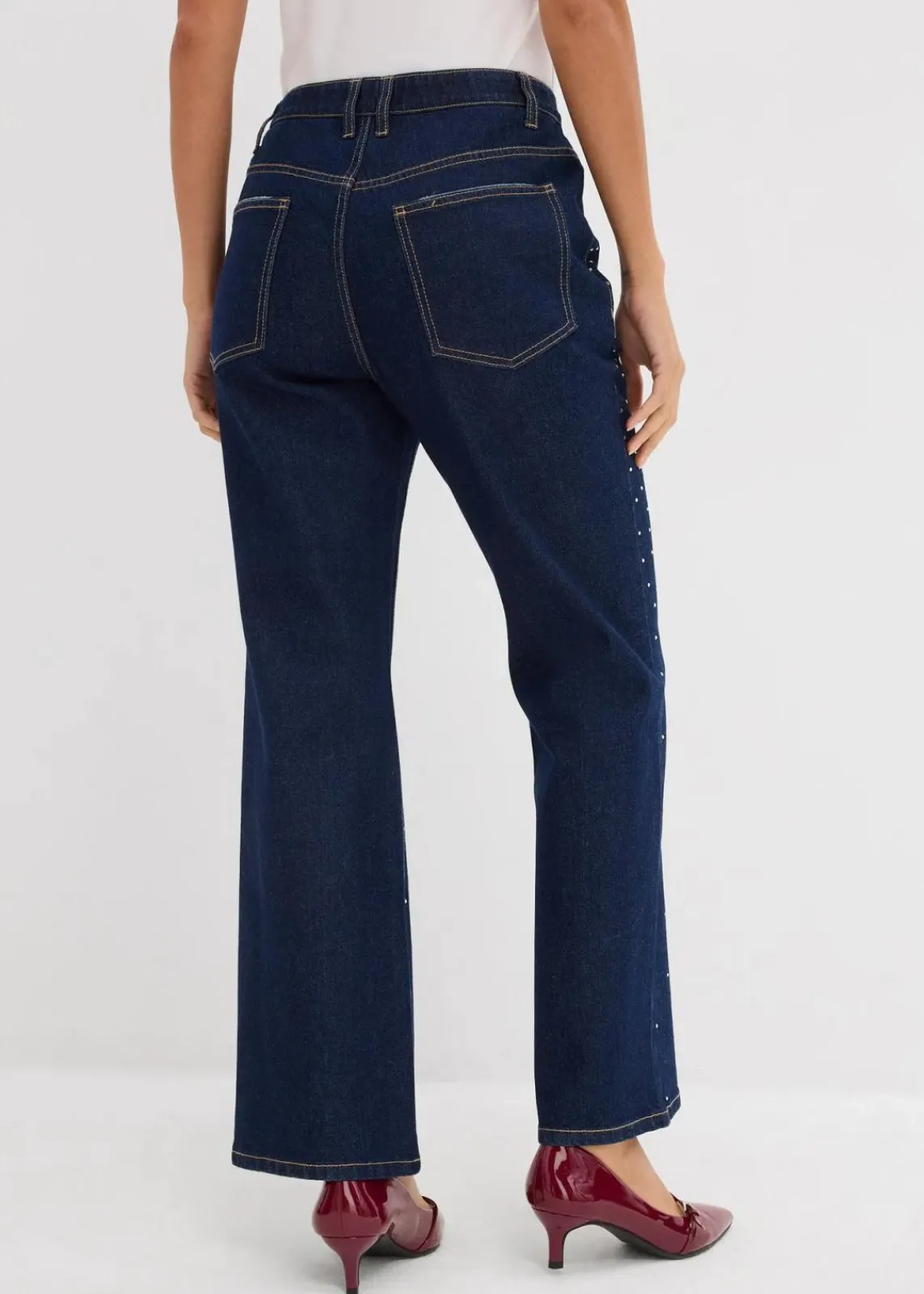 bonprix Kurzgrößen|Bekleidung·Shirts & Tops^Straight-Jeans Mid Waist mit Strass tiefblau denim ungewaschen