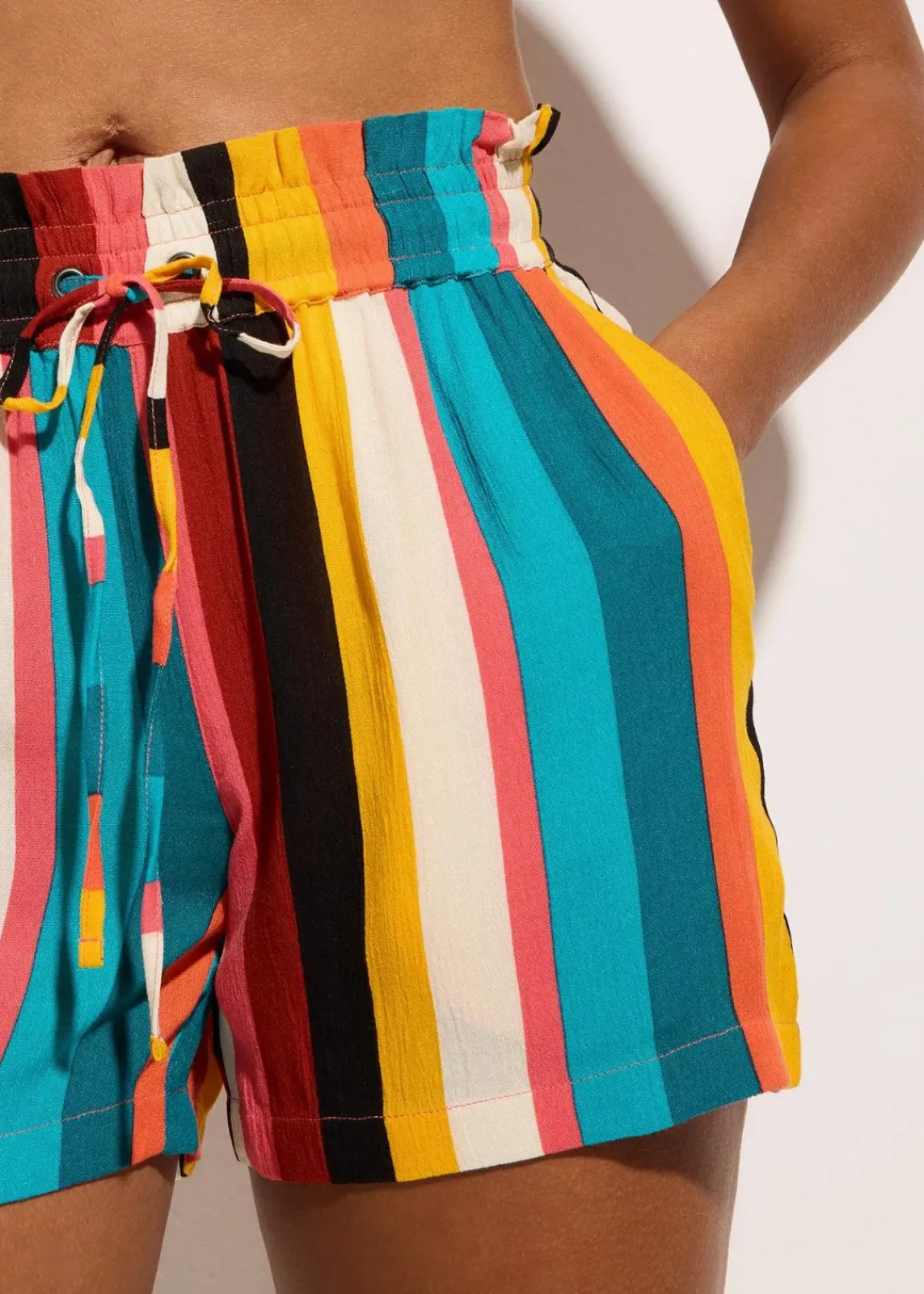 bonprix Mix & Match|Strandmode^Strandshorts aus fließender Viskose bunt gestreift