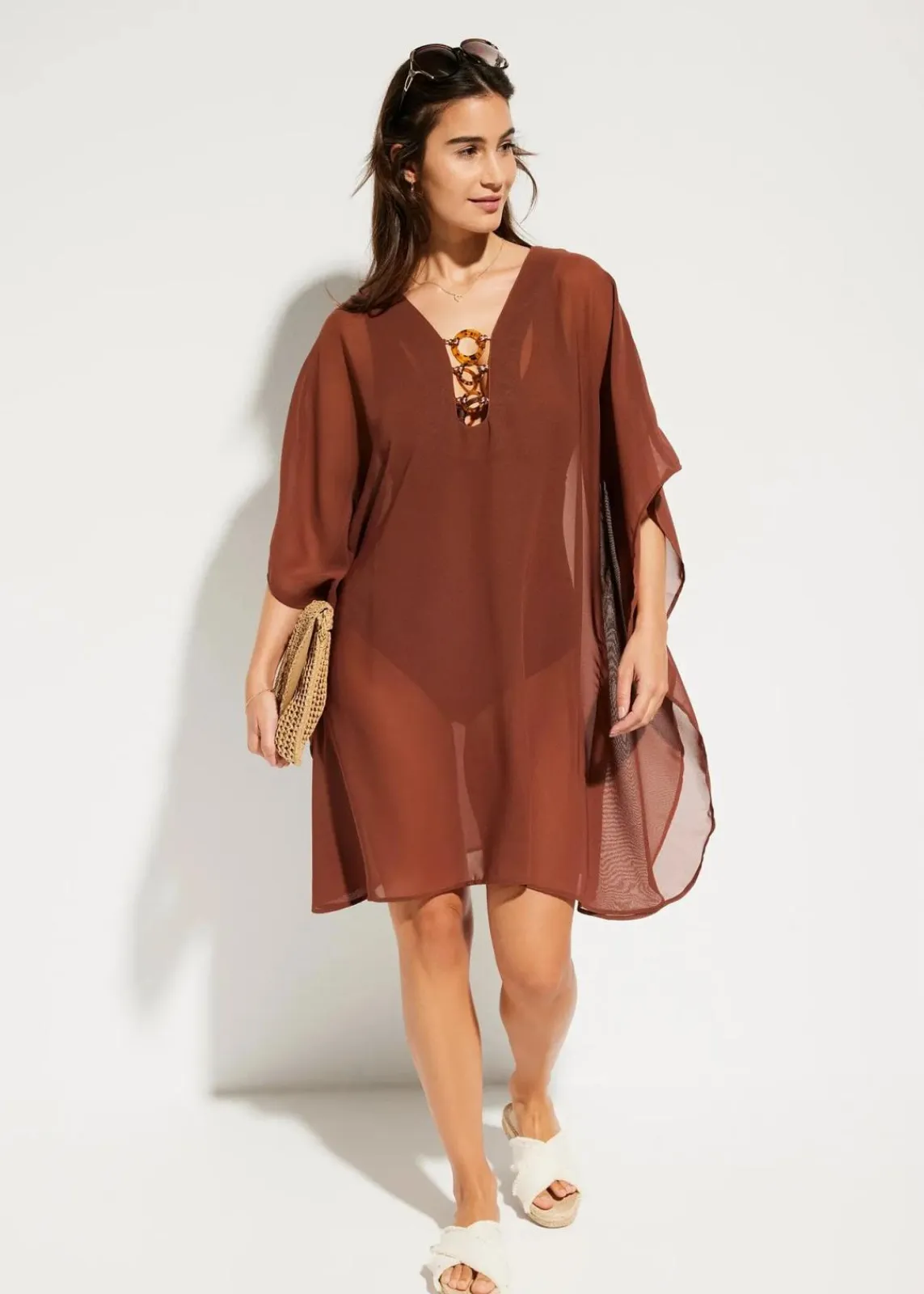 bonprix Nachhaltigere Materialien|Kleider^Strandtunika aus leichtem Chiffon rauchbraun