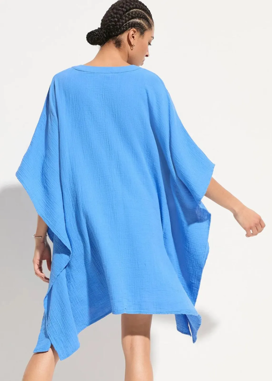 bonprix Kleider|Bekleidung·Pullover & Strickjacken^Strandtunika aus luftigem Musselin blau