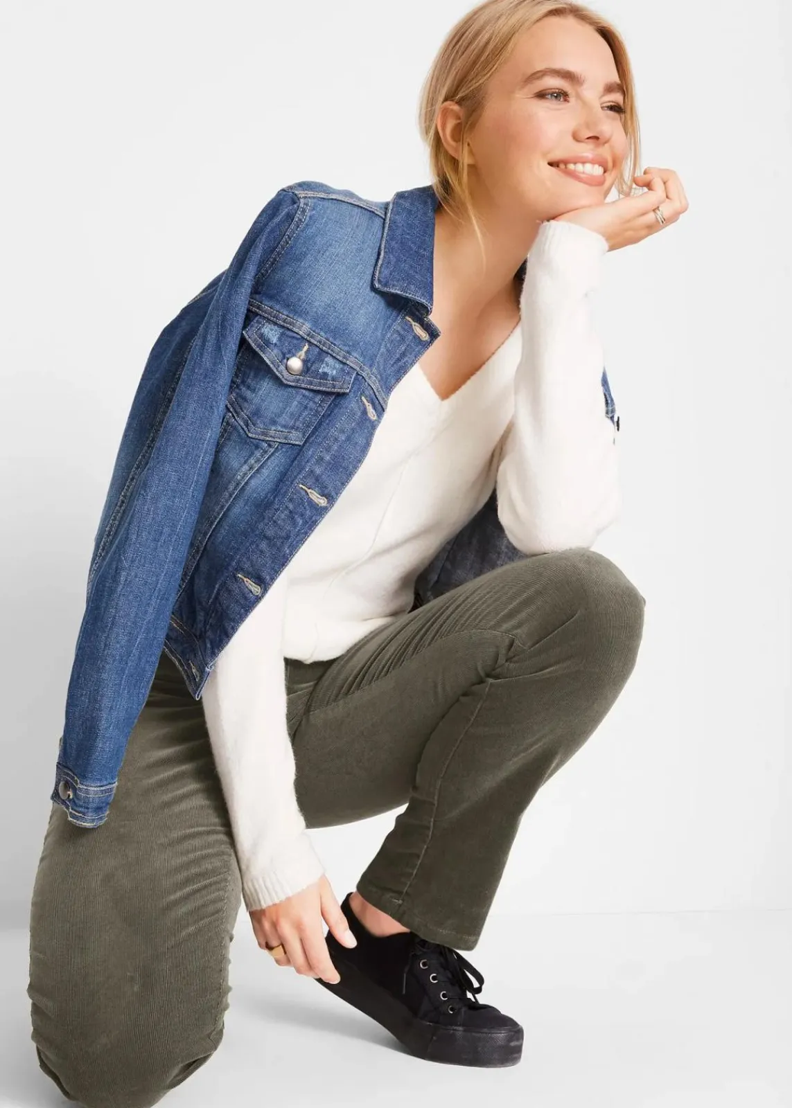 bonprix Hosen|Bekleidung·Kleider^Stretch-Cordhose, Straight dunkeloliv