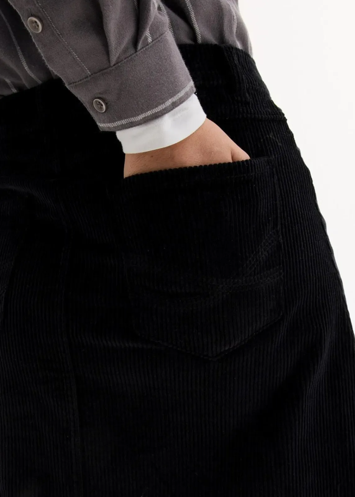 bonprix Bekleidung·Sportbekleidung|Röcke^Stretch-Cordrock mit Knopfleiste, Midi-Länge schwarz