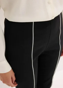 bonprix Bekleidung·Kleider|Hosen^Stretch-Hose flared aus Bengalin schwarz/wollweiß