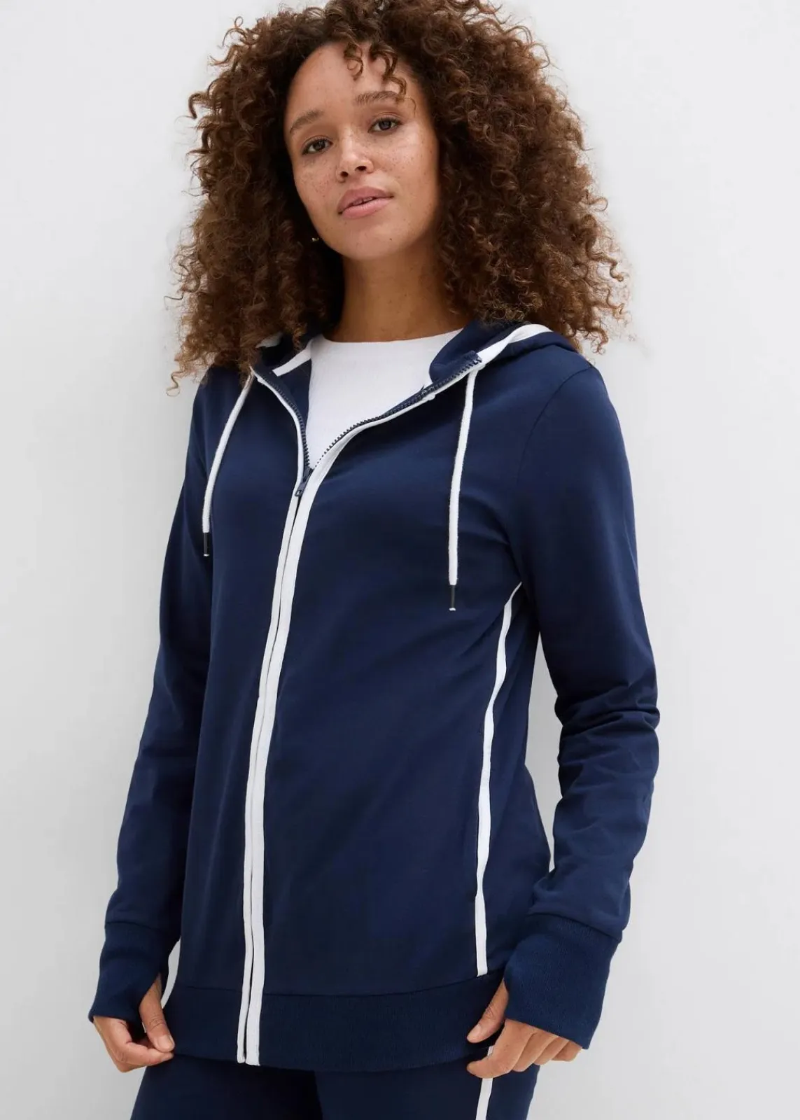 bonprix Bekleidung·Blusen & Tuniken|Bekleidung·Kleider^Stretch-Jogginganzug aus Baumwolle (2-tlg.Set) dunkelblau/weiß