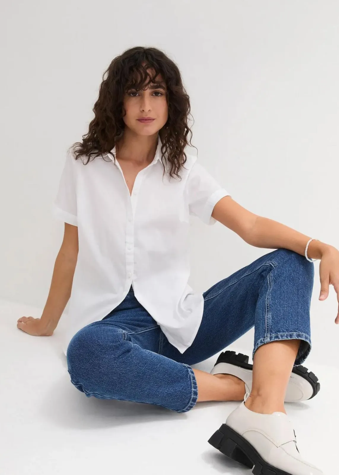 bonprix Bekleidung·Jacken & Mäntel|Blusen & Tuniken^Stretch-Kurzarmbluse aus Baumwollmix weiß