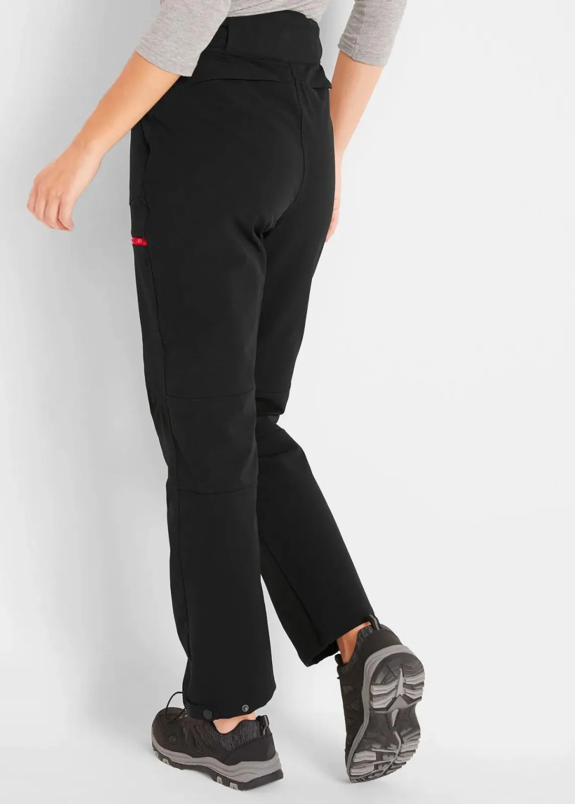 bonprix Outdoorbekleidung|Sportbekleidung^Stretch-Softshell-Hose mit Taschen, wasserabweisend schwarz