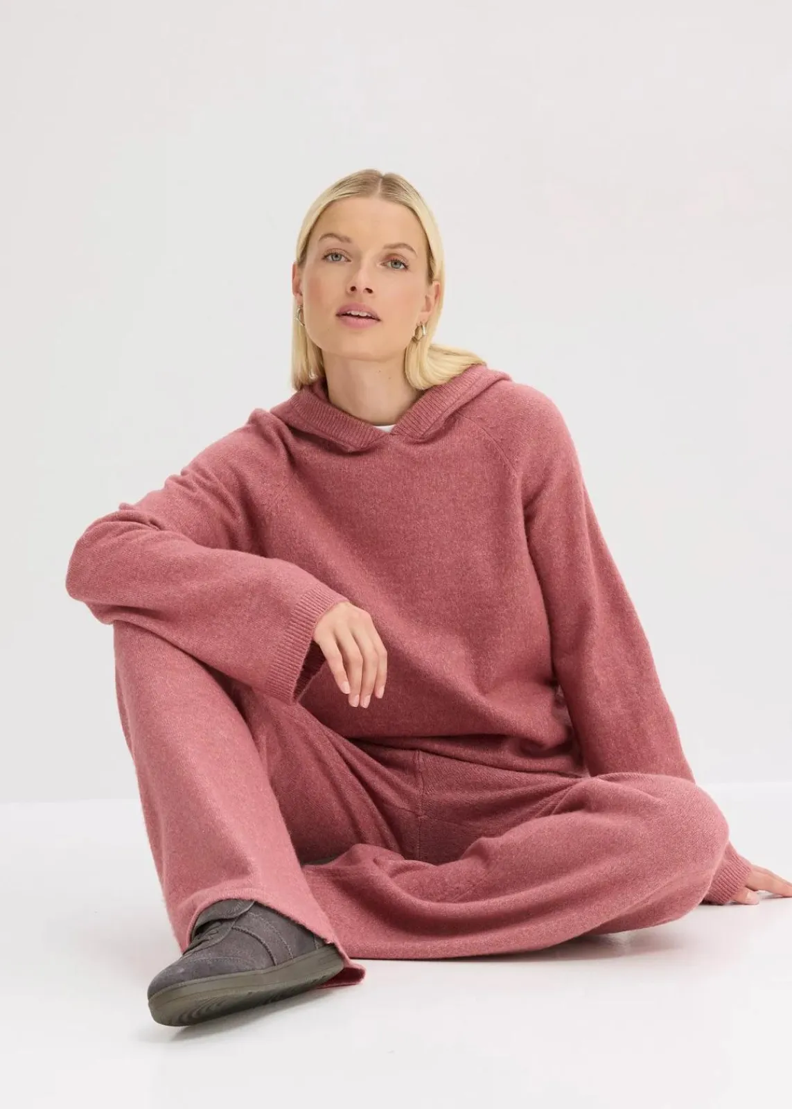 bonprix Pullover & Strickjacken|Strickmode^Strick-Hoodie softbeere