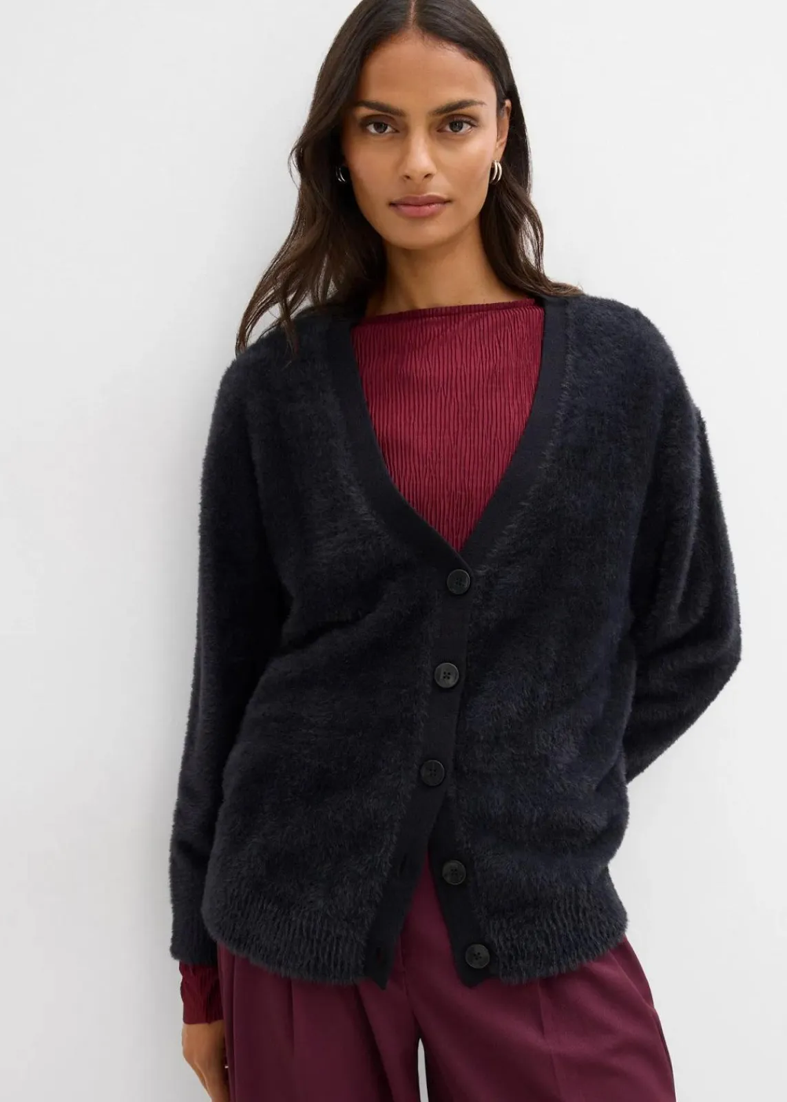 bonprix Pullover & Strickjacken|Strickmode^Strickjacke aus Viskose-Mix schwarz