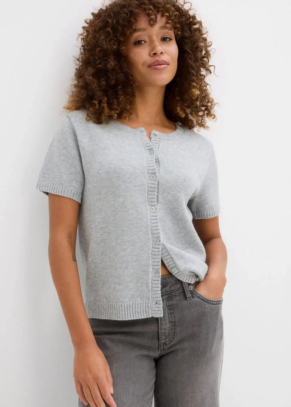 bonprix Bekleidung·Umstandsmode|Nachhaltigere Materialien^Strickjacke, Kurzarm hellgrau meliert meliert