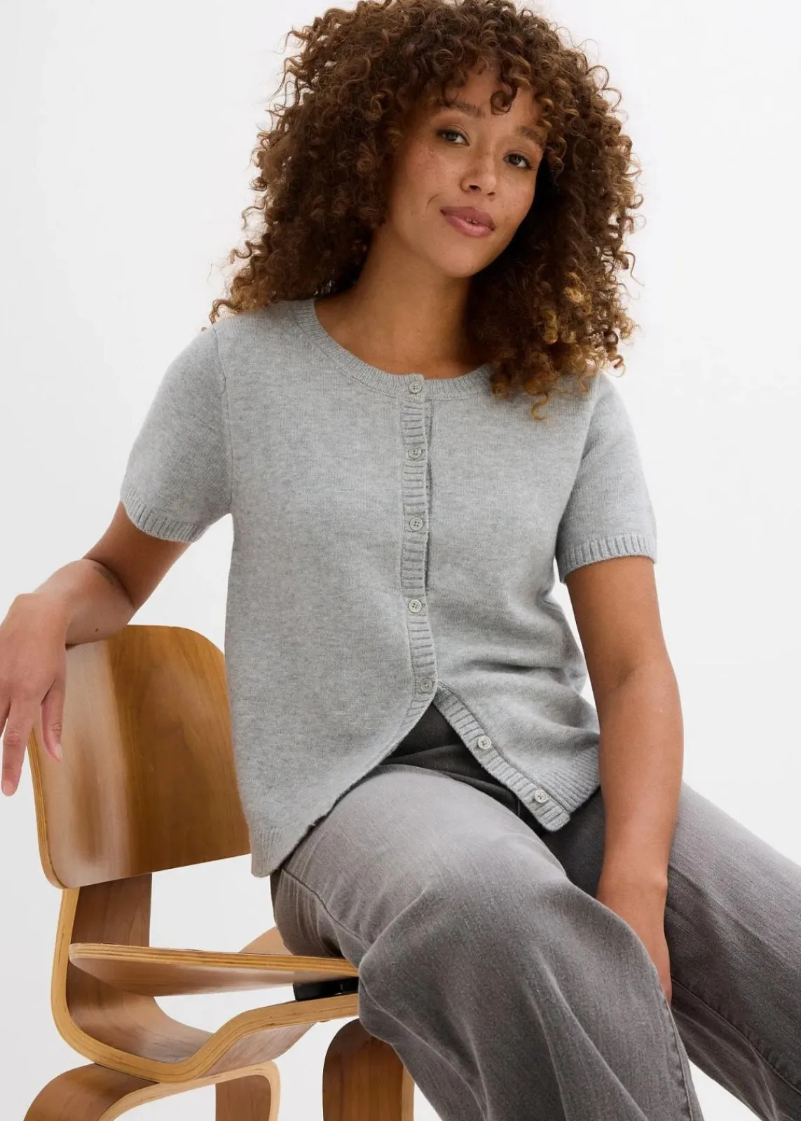 bonprix Bekleidung·Umstandsmode|Nachhaltigere Materialien^Strickjacke, Kurzarm hellgrau meliert meliert