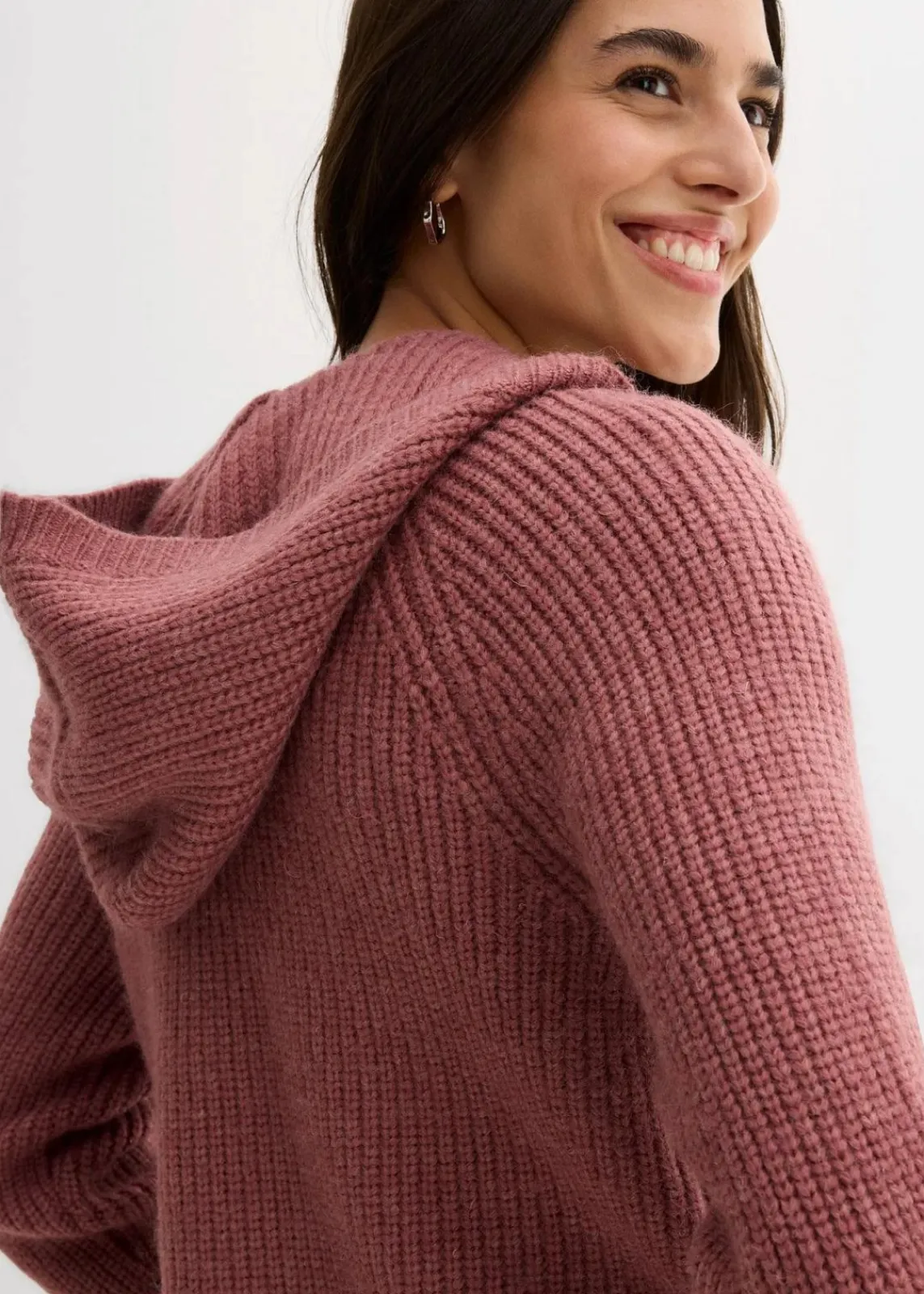 bonprix Bekleidung·Umstandsmode|Bekleidung·Jeans^Strickjacke mit Kapuze softbeere
