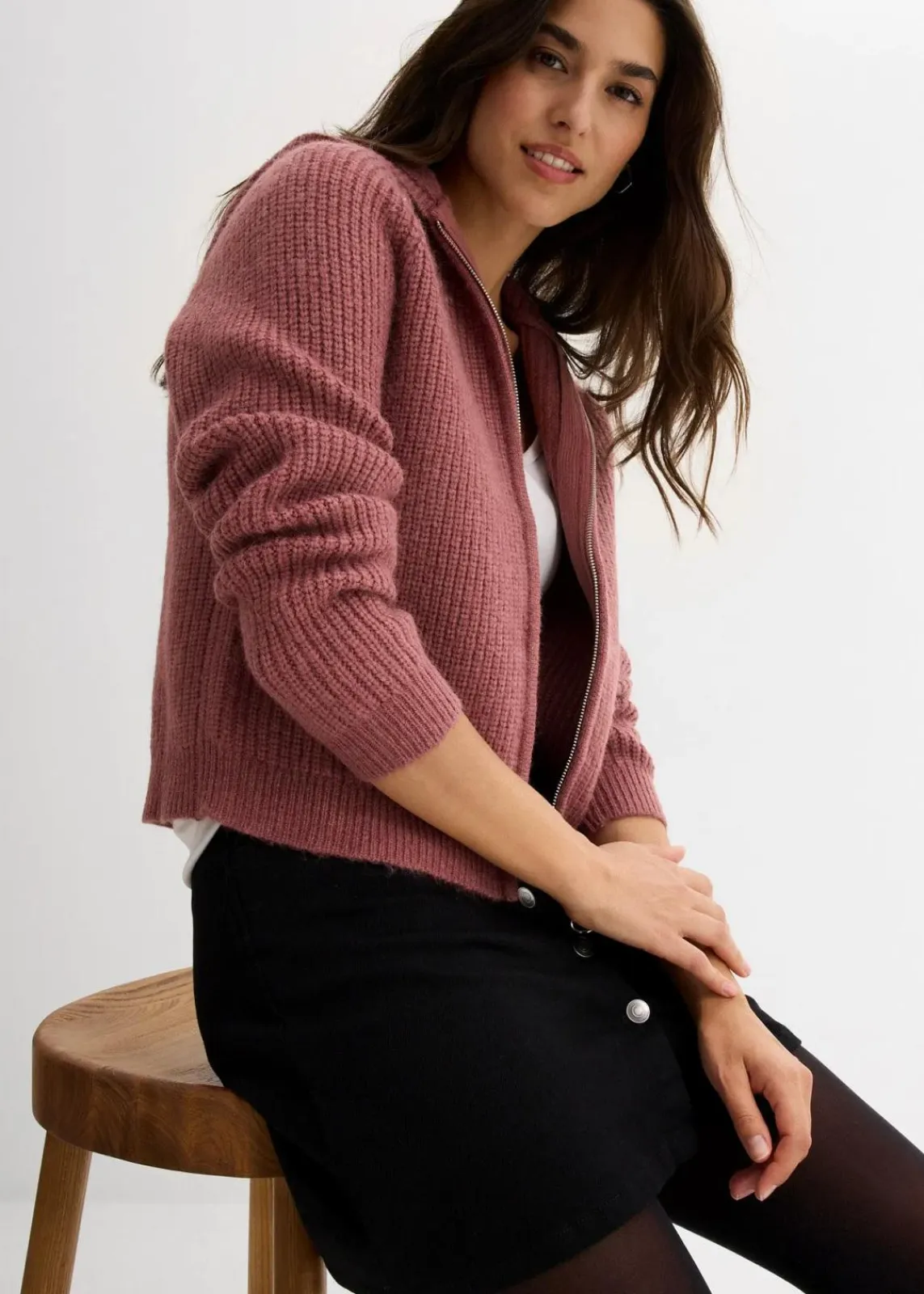 bonprix Bekleidung·Umstandsmode|Bekleidung·Jeans^Strickjacke mit Kapuze softbeere