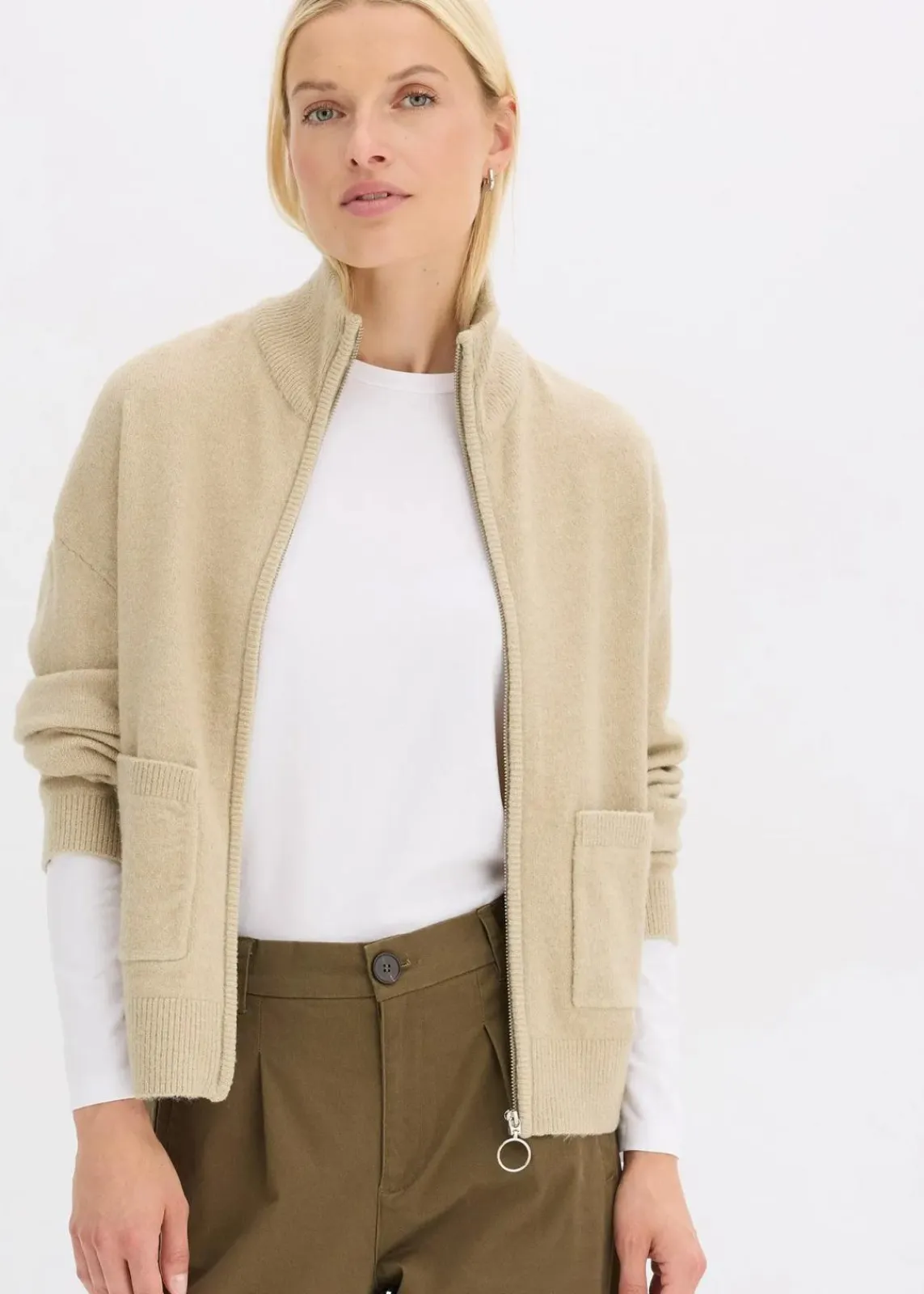 bonprix Bekleidung·Umstandsmode|Strickmode^Strickjacke mit Reißverschluss mattschilf
