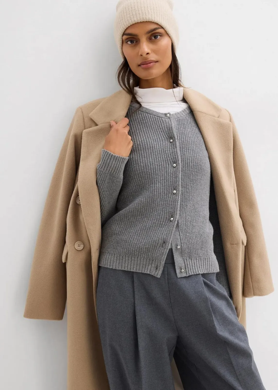 bonprix Bekleidung·Umstandsmode|Strickmode^Strickjacke mit Zierknöpfen aus Woll-Mix grau meliert