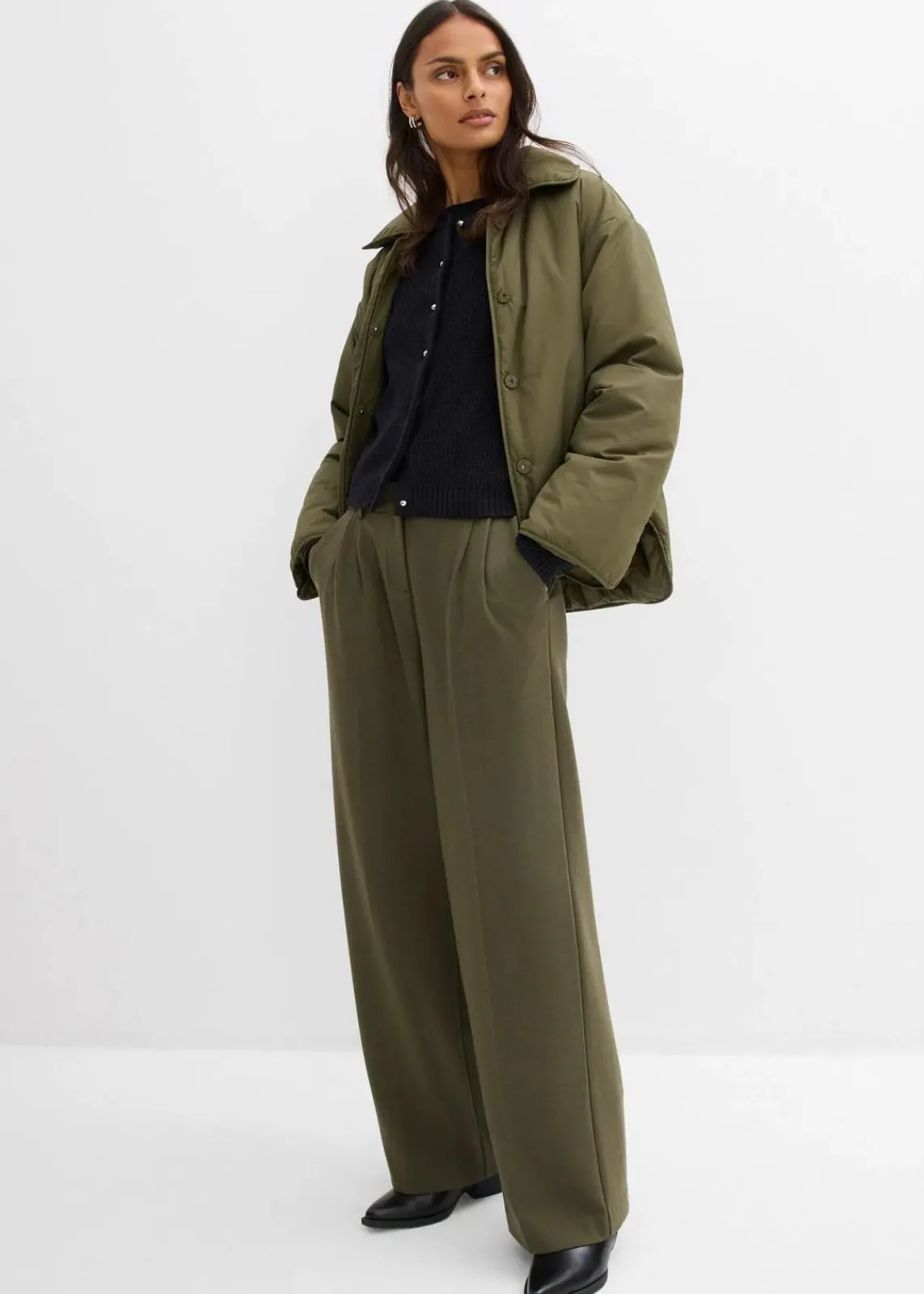 bonprix Bekleidung·Umstandsmode|Strickmode^Strickjacke mit Zierknöpfen aus Woll-Mix schwarz