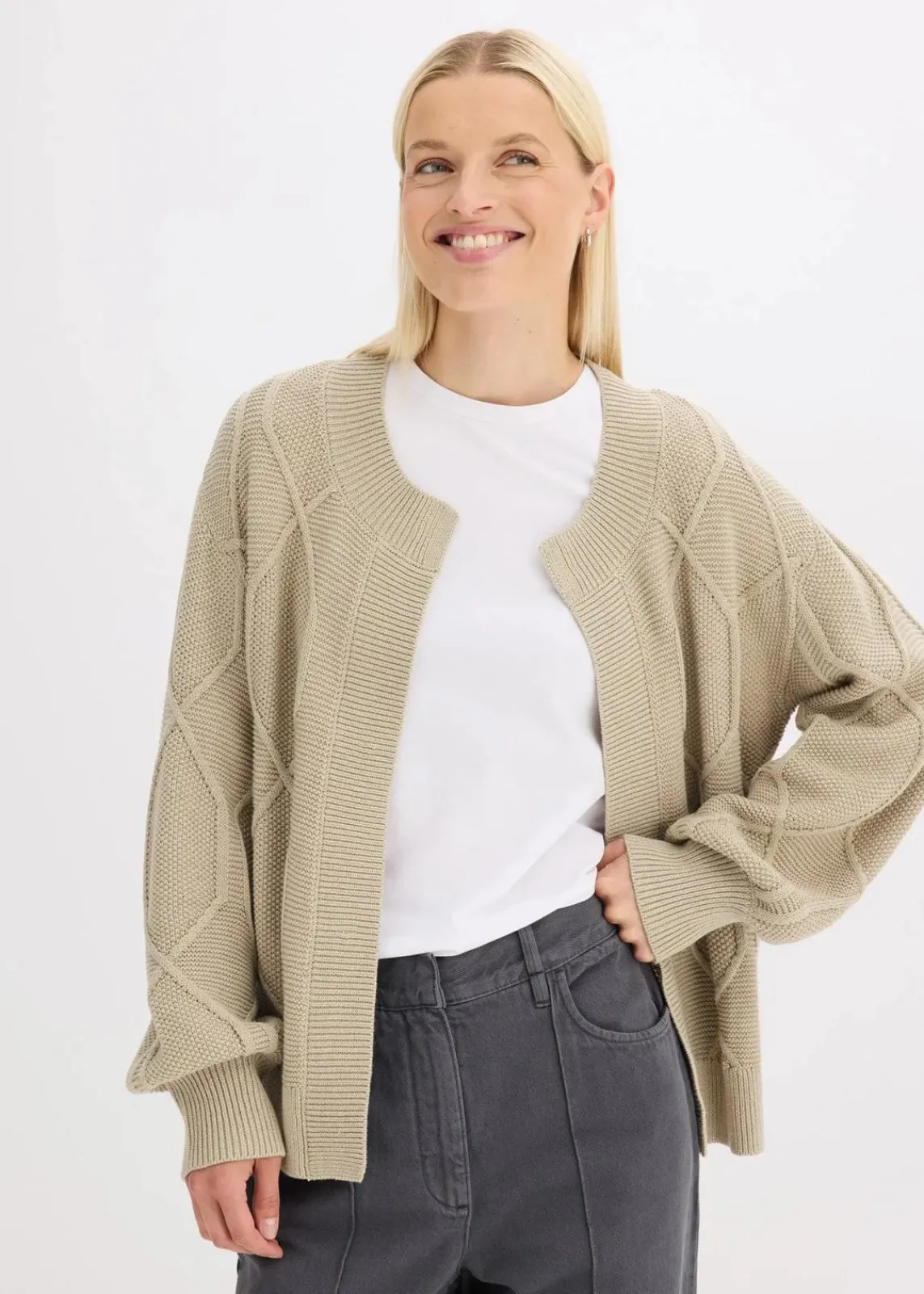 bonprix Bekleidung·Umstandsmode|Bekleidung·Jeans^Strickjacke mit Zopfmuster mattschilf meliert