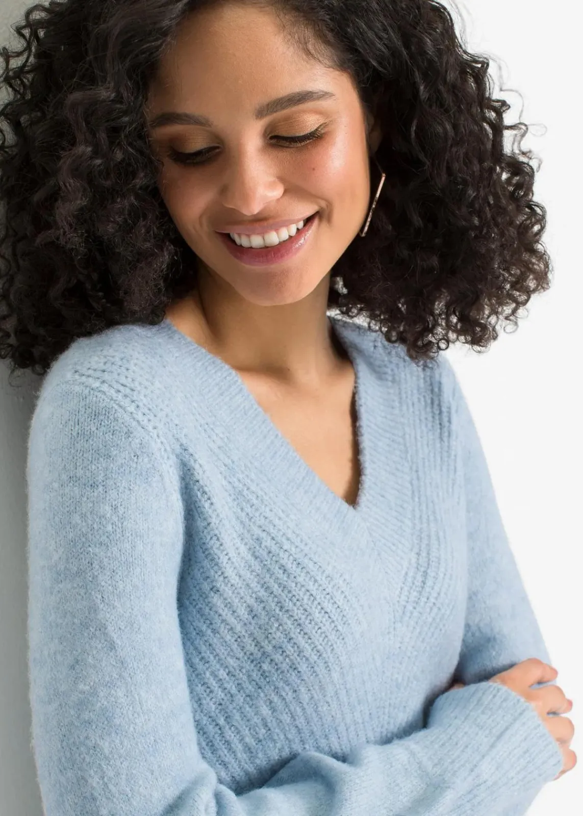 bonprix Kleider|Strickmode^Strickkleid puderblau meliert
