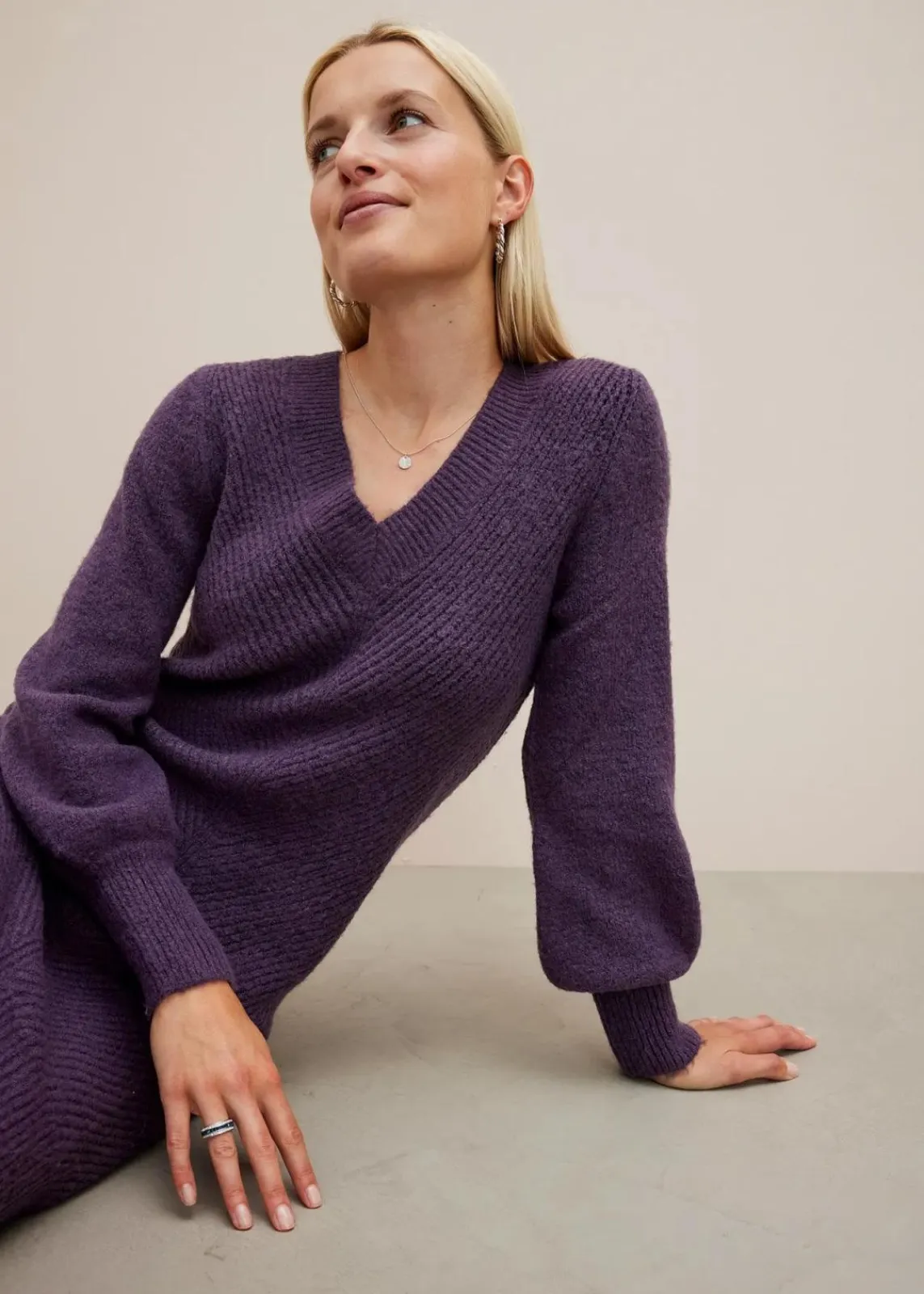 bonprix Kleider|Strickmode^Strickkleid pflaume meliert