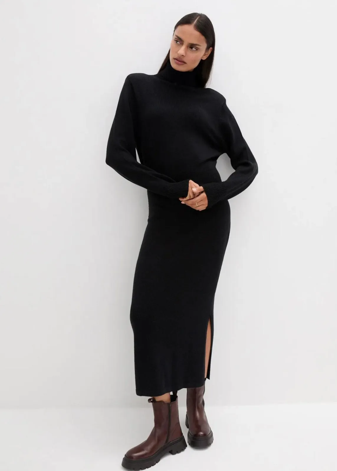 bonprix Kleider|Strickmode^Strickkleid aus Merinowolle schwarz