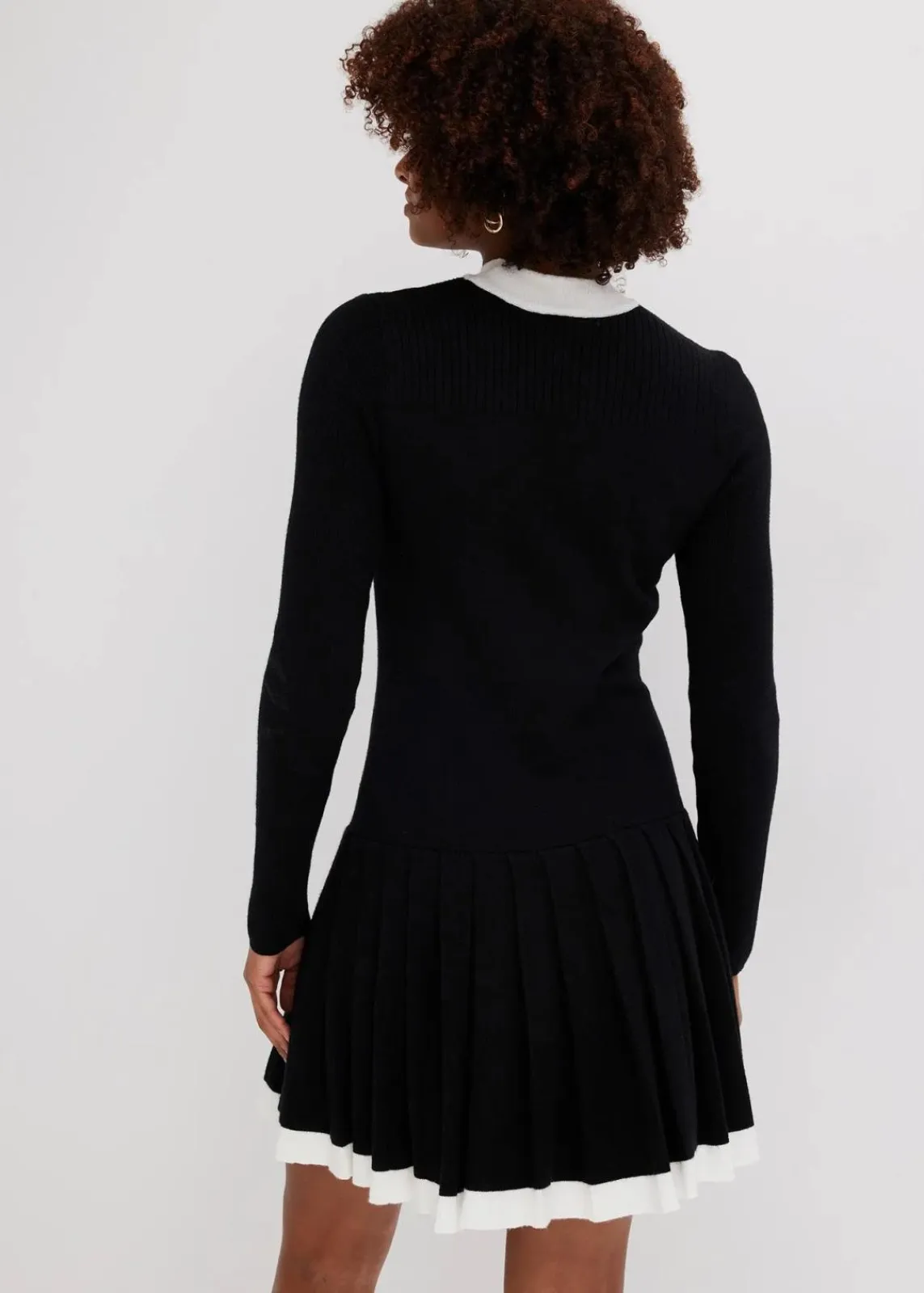 bonprix Strickmode|Kleider^Strickkleid aus Viskose-Mix schwarz/weiß