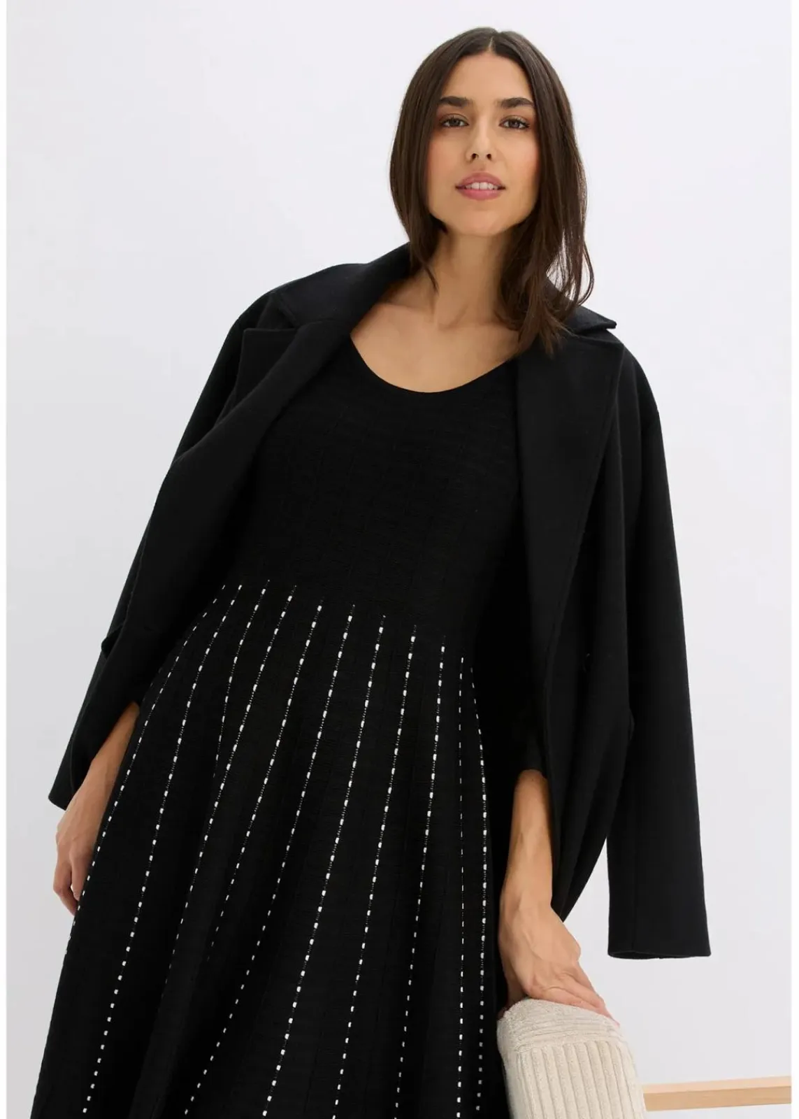 bonprix Kleider|Bekleidung·Pullover & Strickjacken^Strickkleid aus weichem Viskose-Mix schwarz/weiß