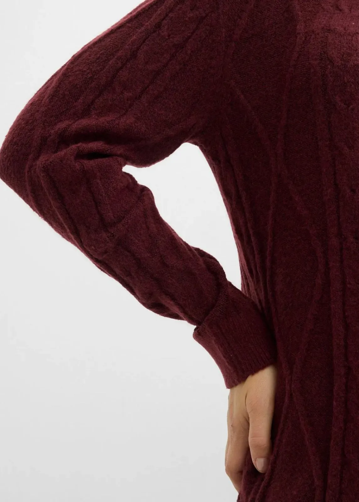 bonprix Kleider|Strickmode^Strickkleid aus Zopfstrick dunkelbeere