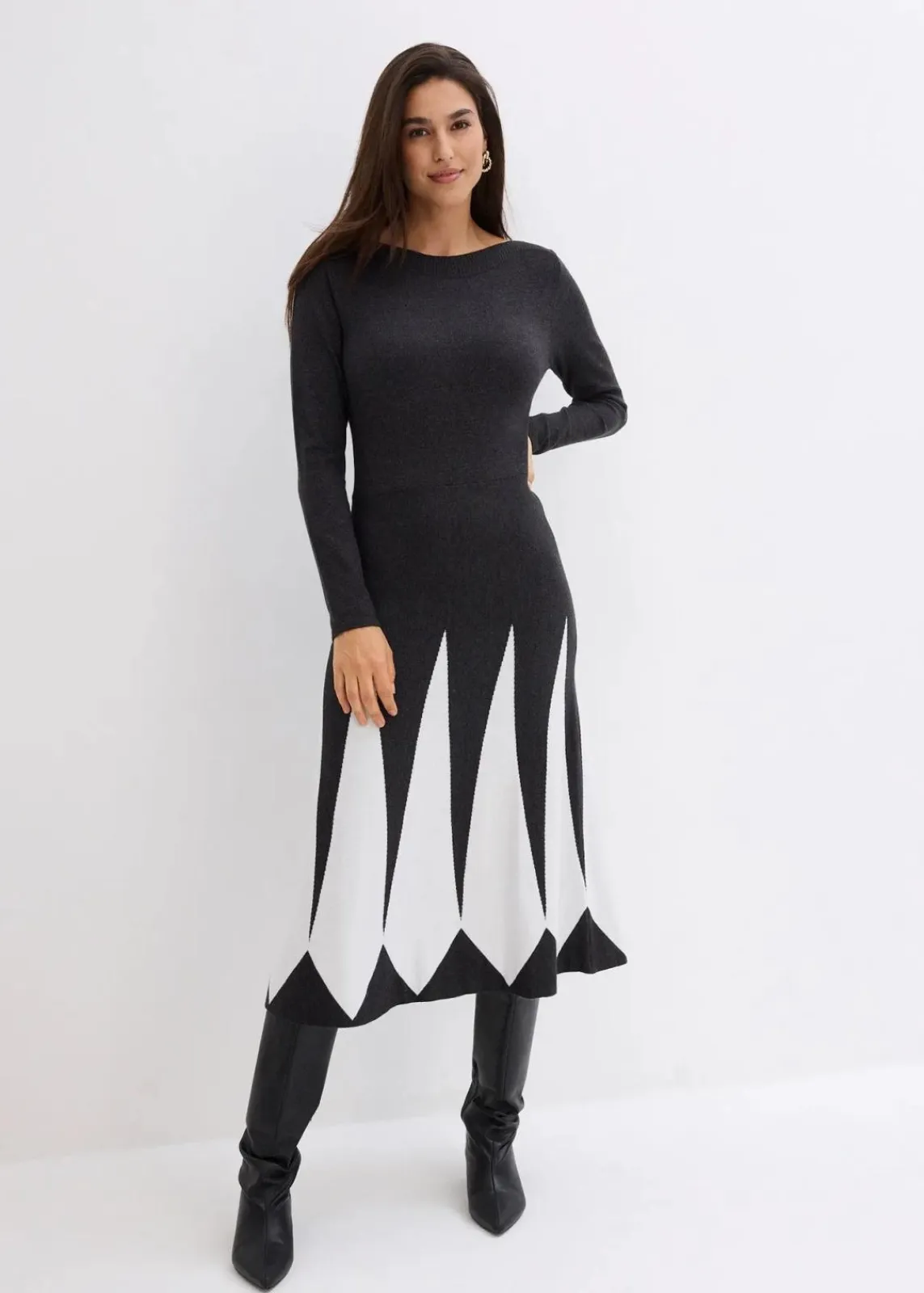 bonprix Bekleidung·Pullover & Strickjacken|Kleider^Strickkleid im Rautendesign anthrazit/wollweiß graphisch