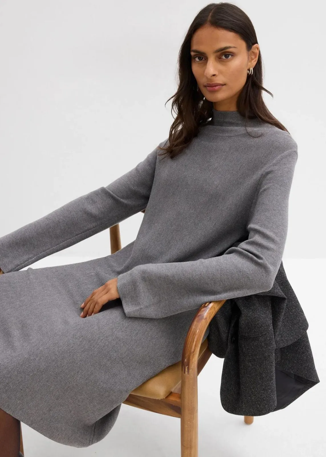 bonprix Bekleidung·Pullover & Strickjacken|Kleider^Strickkleid in A-Linie aus Viskose-Mix grau meliert