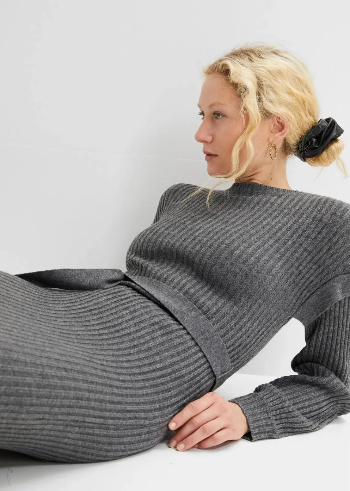 bonprix Strickmode|Kleider^Strickkleid mit Bindeband grau meliert