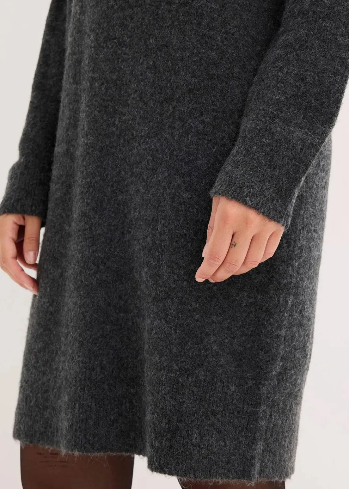 bonprix Bekleidung·Umstandsmode|Bekleidung·Pullover & Strickjacken^Strickkleid mit Pailletten-Applikation anthrazit meliert