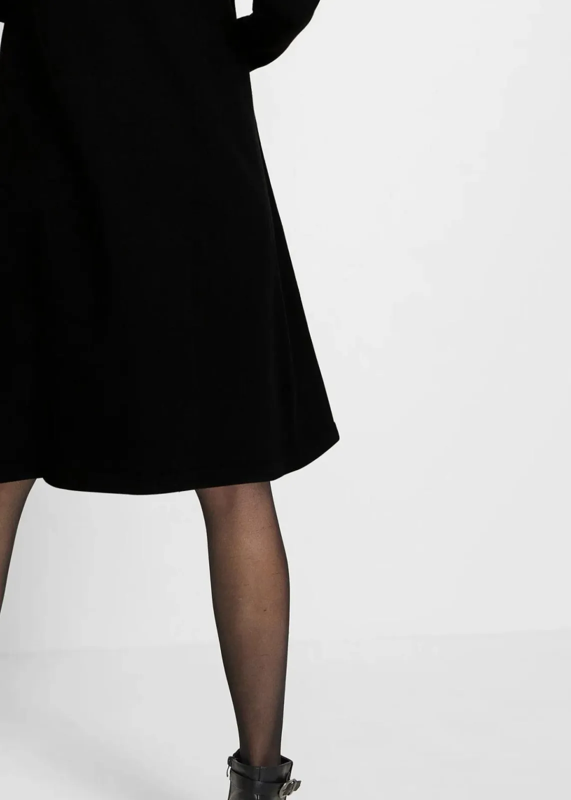 bonprix Bekleidung·Umstandsmode|Kleider^Strickkleid mit recycelter Baumwolle schwarz